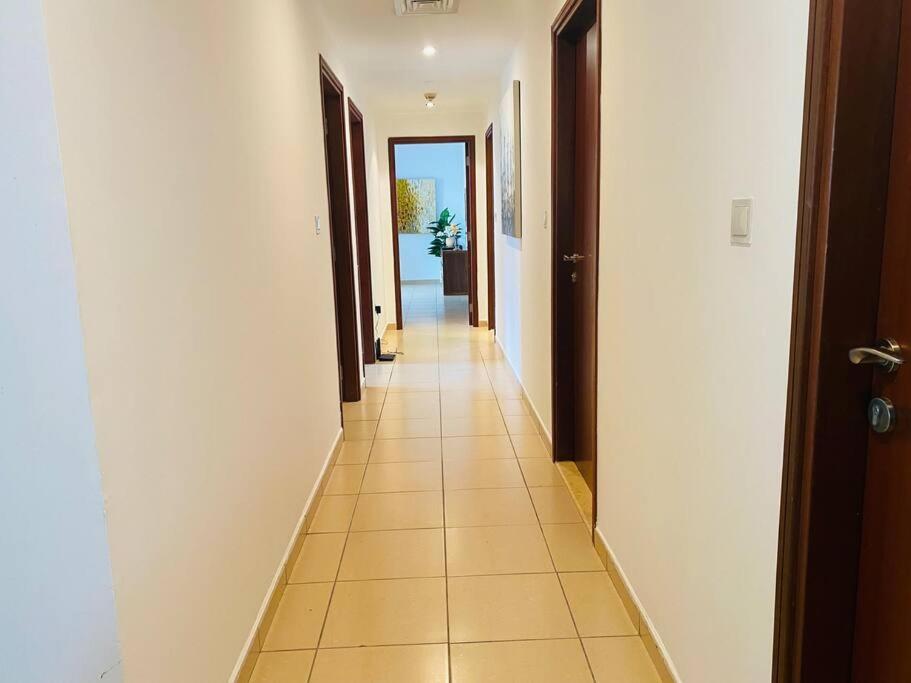 Jovial At Jbr Apartment ดูไบ ภายนอก รูปภาพ